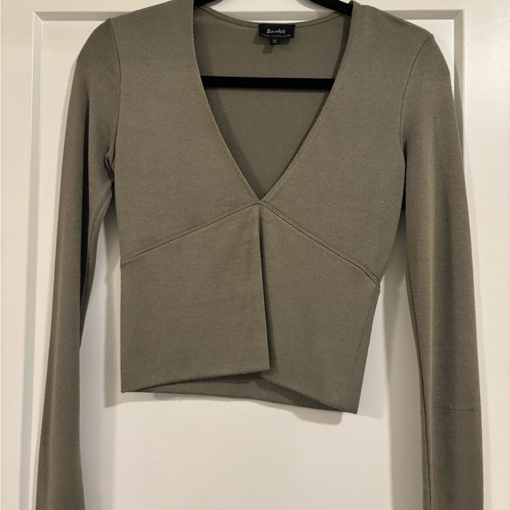 Bardot Women's Taupe V-Neck Crop Top